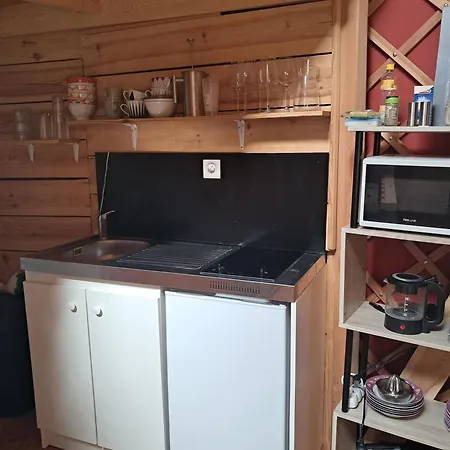 Yourte Moderne Equipée Hiver,été